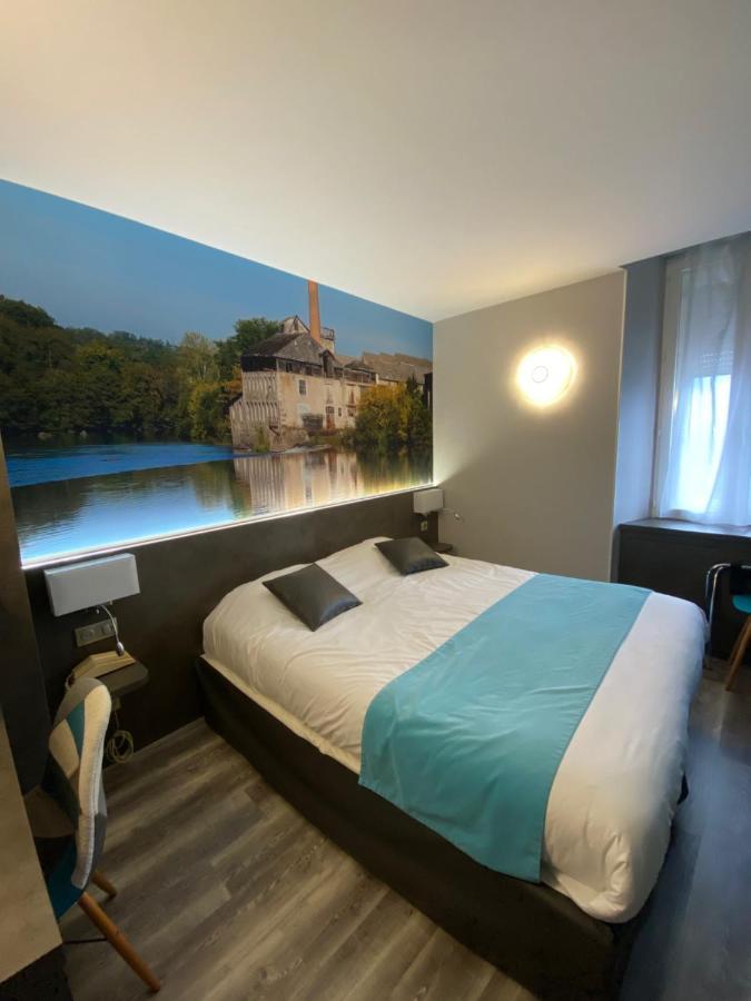 The Originals City, Hotel Le Boeuf Rouge, Сен-Жуниен Екстериор снимка