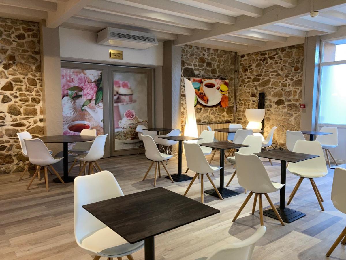 The Originals City, Hotel Le Boeuf Rouge, Сен-Жуниен Екстериор снимка